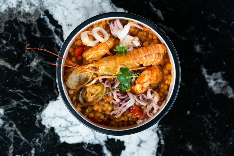 Fregola con frutti di mare